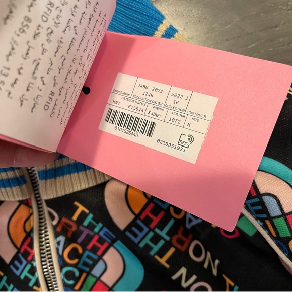 🆕Authentic Gucci × The North Face Black Allover-Logo track jacket Size medium - Picture 3 of 7